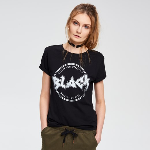 Cropp - T-shirt w rockowym stylu - Czarny