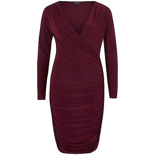 Plum ruched long sleeve bodycon dress  River Island   