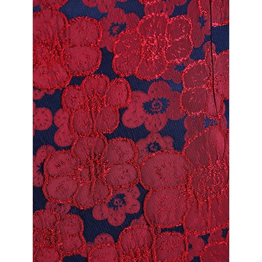 Sukienka ozdobiona kwiatami Rufina II, elegancka kreacja z oryginalną aplikacją