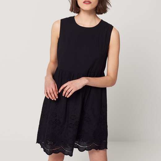 Mohito - Płócienna sukienka z ażurową aplikacją - Czarny czarny Mohito 32 