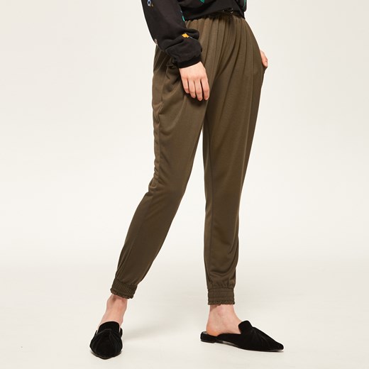 Reserved - Luźne spodnie z kieszeniami - Zielony Reserved szary S 