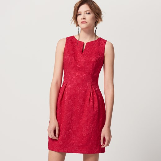 Mohito - Koktajlowa sukienka o wyraźnej fakturze - Różowy Mohito czerwony 40 