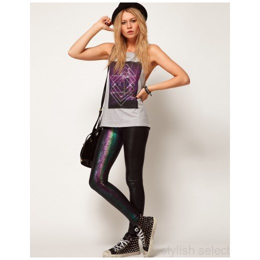 Markowa odzież Asos legginsy hologram druk  stylishselect  