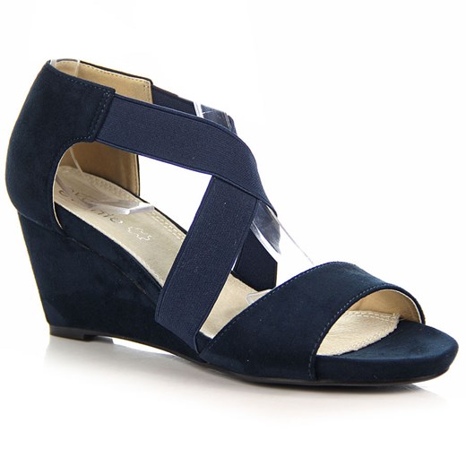 Granatowe sandały na koturnie z gumką eVento Evento  36 promocyjna cena ButyRaj.pl 