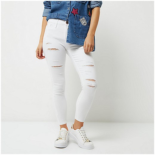 Petite white ripped Molly jeggings  River Island   