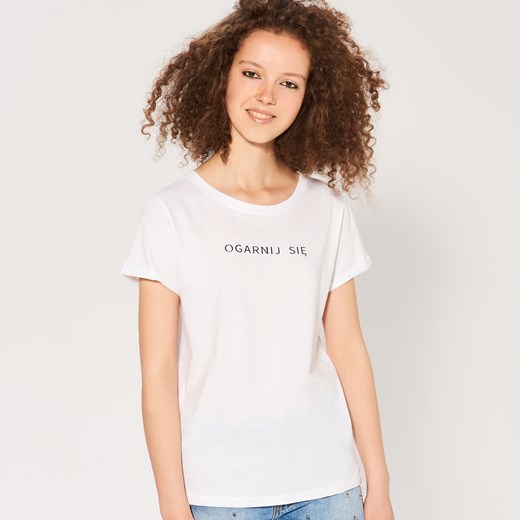 Sinsay - T-shirt z minimalistycznym napisem - Biały Sinsay bialy M 