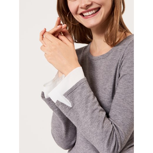 Mohito - Miękki sweter z ozdobnym wykończeniem rękawów - Szary Mohito szary S 