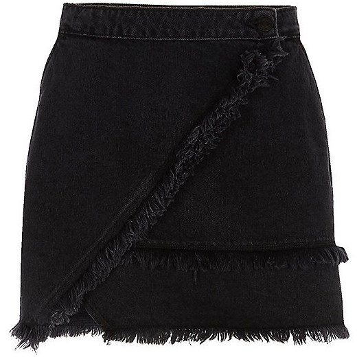 Black frayed trim denim mini skirt  River Island czarny  