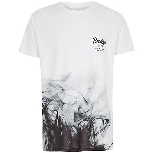 Boys white 'Brooklyn' smoke print T-shirt  River Island szary  