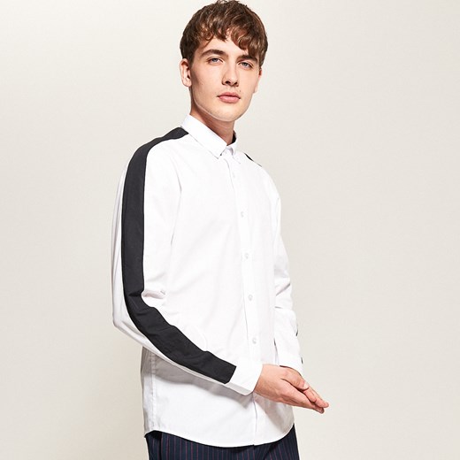 Reserved - Koszula z kontrastowym pasem - Biały