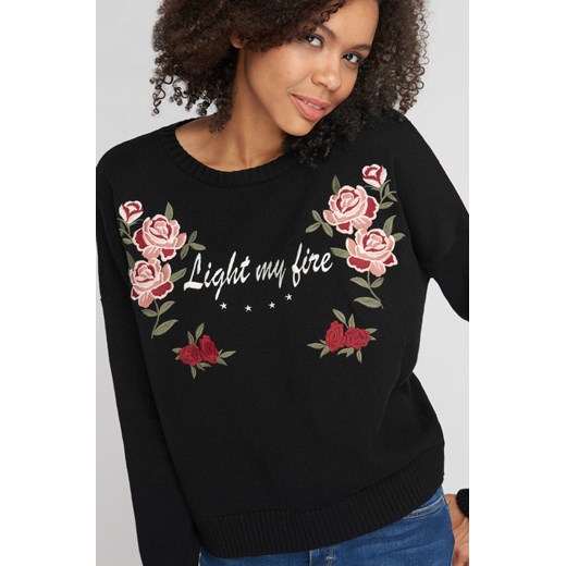 Sweter z haftem w kwiaty czarny Orsay XS orsay.com