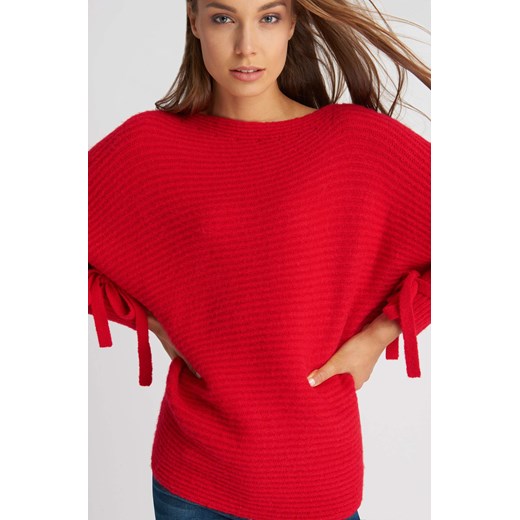 Sweter o nietoperzowym kroju czerwony ORSAY XS orsay.com