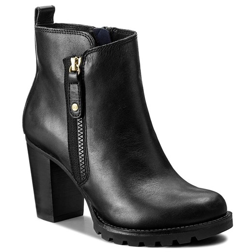 Botki TOMMY HILFIGER - Isabella 20A FW0FW01845 Black 990 Tommy Hilfiger czarny 38 eobuwie.pl