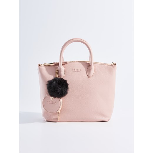 Mohito - Mała torebka typu city bag z pomponem - Różowy Mohito bezowy One Size 