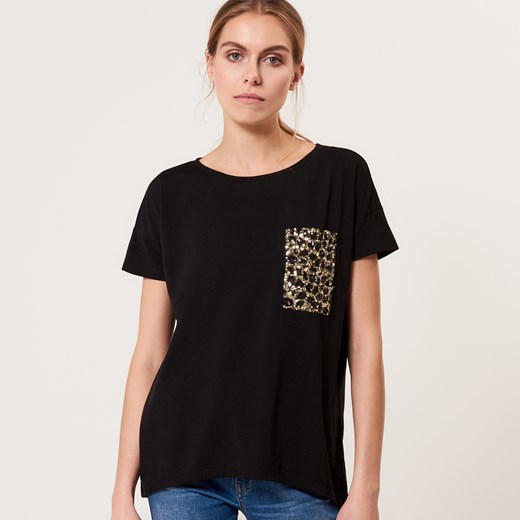 Mohito - Luźna koszulka z cekinowa kieszonką - Czarny Mohito czarny S 