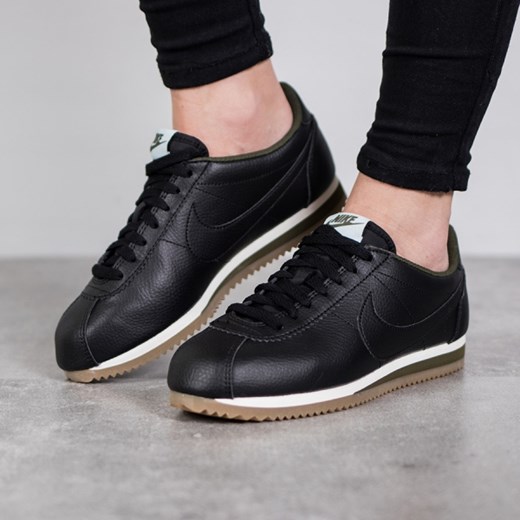 Buty damskie snekaersy Nike Wmns Classic Cortez Leather 807471 005 - czarny/szary || CZARNY