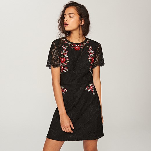 Reserved - Koronkowa sukienka z kwiatowym haftem - Czarny czarny Reserved 38 