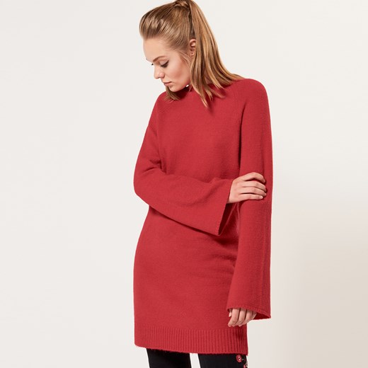 Mohito - Długi sweter z rozszerzanym rękawem - Czerwony Mohito czerwony XS 
