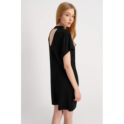 Oversizeowa sukienka z chokerem czarny ORSAY 32 orsay.com