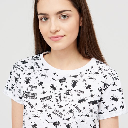 Cropp - T-shirt z nadrukiem all over - Biały  Cropp M 