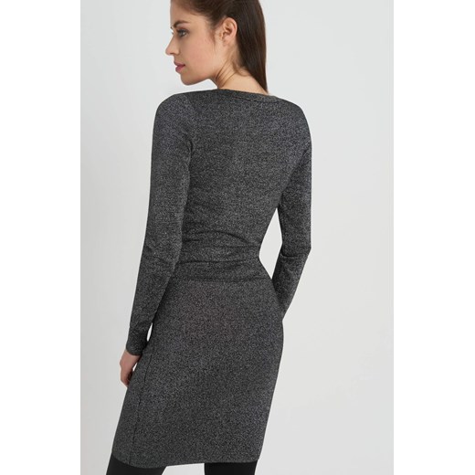 Metaliczna sukienka swetrowa ORSAY szary XS orsay.com