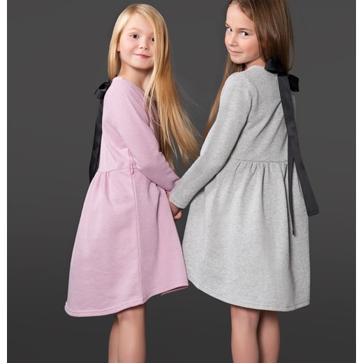 Sukienka z podwyższoną talią i wstążką dla dziewczynki 9-13 lat rozowy Endo 146 endo.pl wyprzedaż 