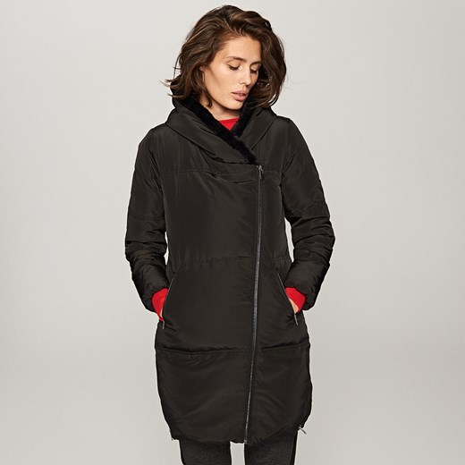 Reserved - Puchowy płaszcz z kapturem - Czarny
