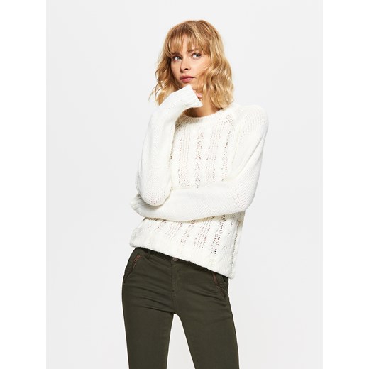 Cropp - Sweter z warkoczowym splotem - Kremowy Cropp  One Size 