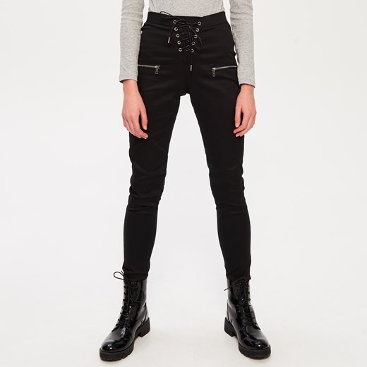 Sinsay - Spodnie ze sznurowaniem high waist - Czarny