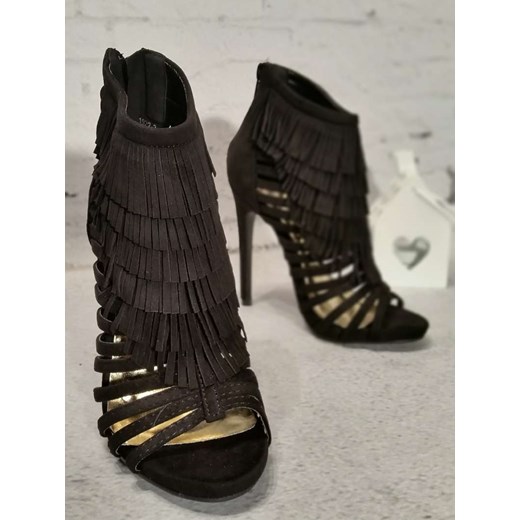Sandały na szpilce z frędzlami Monica Dolce Moda czarny  
