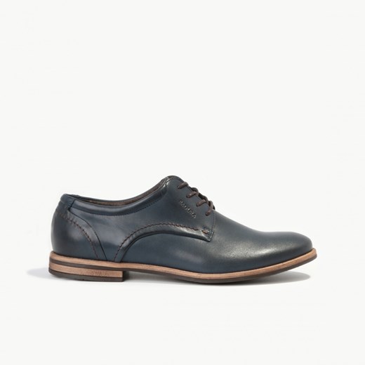 Granatowe buty typu oxford z jasną podeszwą 7641-948