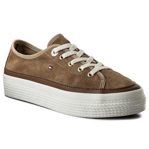 Sneakersy TOMMY HILFIGER - Suede Flatform Sneaker FW0FW02679 Desert Sand 932  Tommy Hilfiger 41 eobuwie.pl