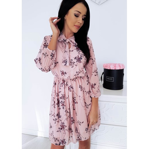 Sukienka Gwen II - pudrowy róż z motywem drobnych kwiatów rozowy  uniwersalny Rose Boutique