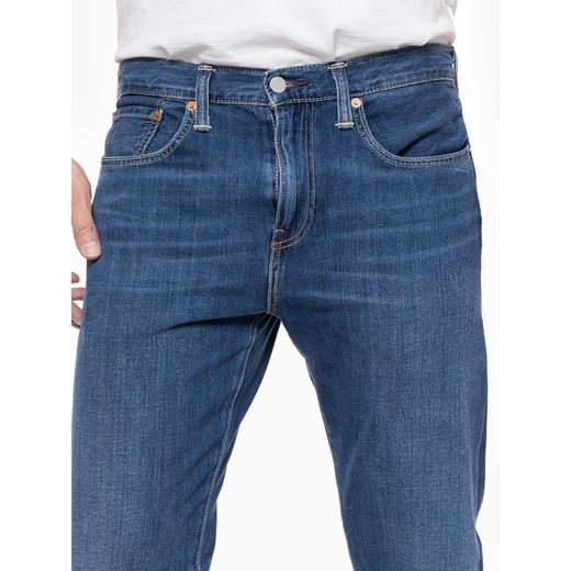 Niebieskie jeansy męskie Levi's 