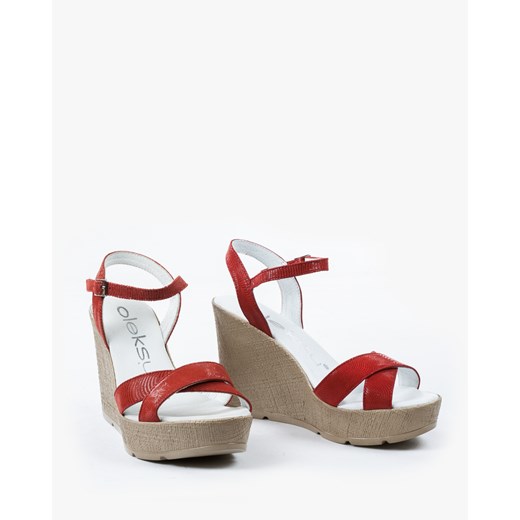 Czerwone sandały damskie 2127/A57 Oleksy  39 wyprzedaż Oleksy - producent obuwia 