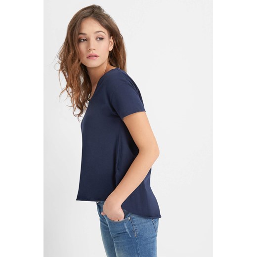 Luźny T-shirt z dłuższym tyłem ORSAY L orsay.com