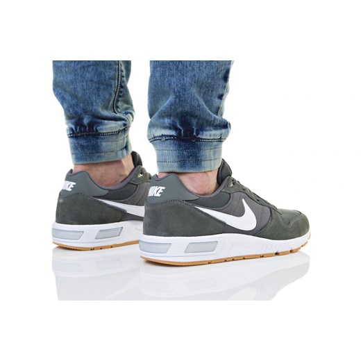 BUTY NIKE NIGHTGAZER 644402-008 niebieski Nike 42.5 okazja Natychmiastowo