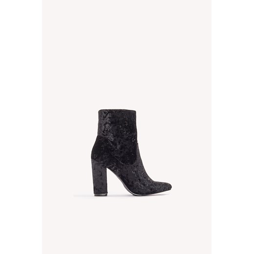 Botki z aksamitu na średnim obcasie czarny Na-kd Shoes 37 okazja NA-KD