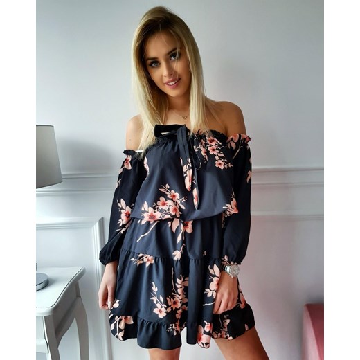 Sukienka magnolia czarny uniwersalny Butik Latika