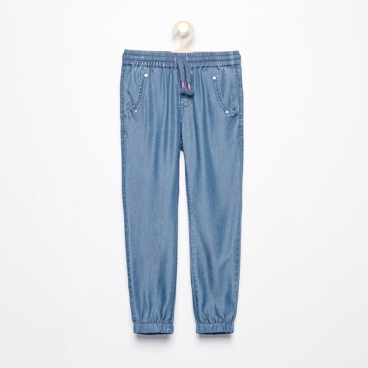 Reserved - Jeansowe spodnie jogger - Niebieski Reserved niebieski 104 