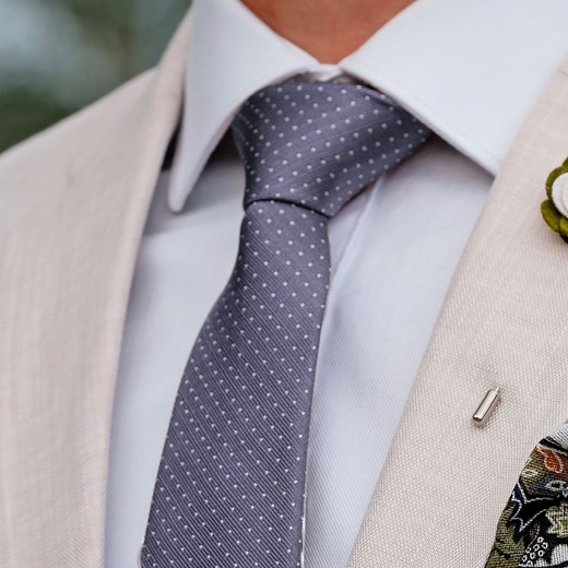 Szary krawat jedwabny w kropki 6 cm
