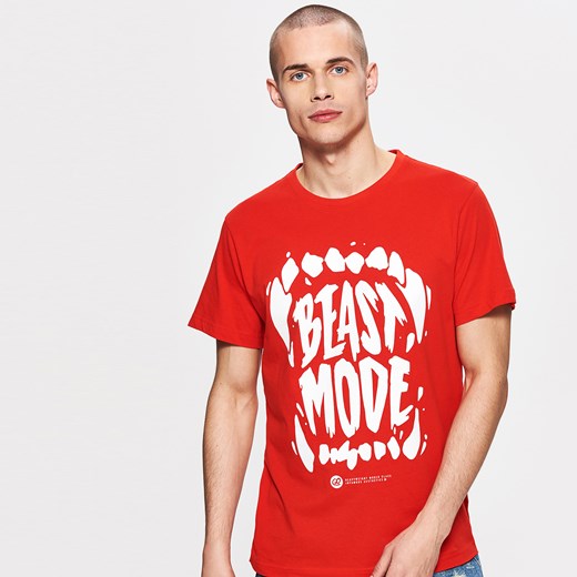 Cropp - Koszulka z napisem beast mode - Czerwony  Cropp L 