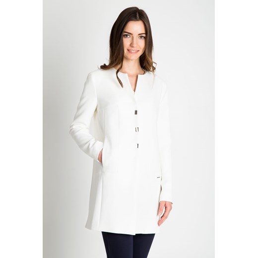 Biały elegancki płaszcz na podszewce Quiosque  42 quiosque.pl wyprzedaż 