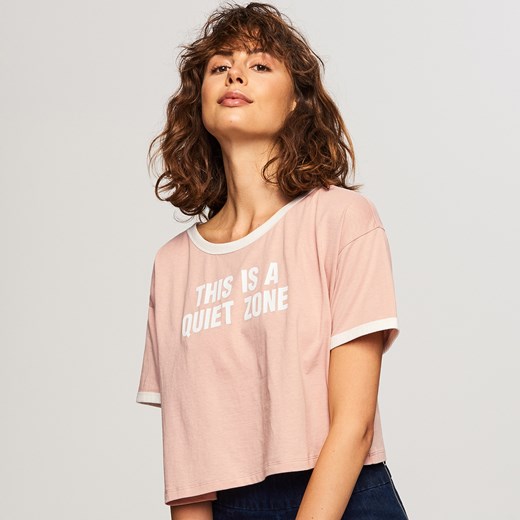 Reserved - Krótki t-shirt z nadrukiem - Różowy