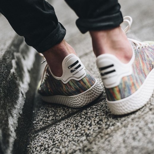 Buty męskie sneakersy adidas Originals Pharrell Williams Tennis Hu Primeknit "Multicolor" CQ2631 - INNY KOLOR || WIELOKOLOROWY Adidas Originals 45 1/3 sneakerstudio.pl