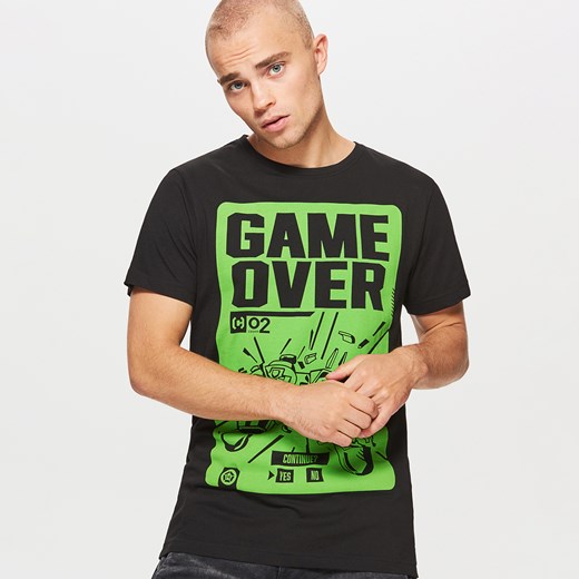 Cropp - Koszulka z nadrukiem game over kolekcja gamers - Czarny  Cropp L 