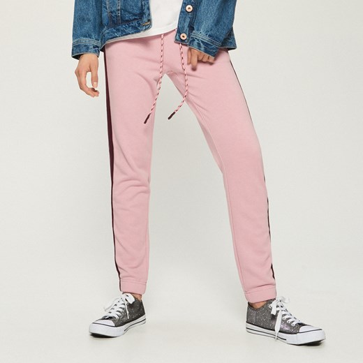 Sinsay - Spodnie dresowe z lampasami - Różowy Sinsay  XL 