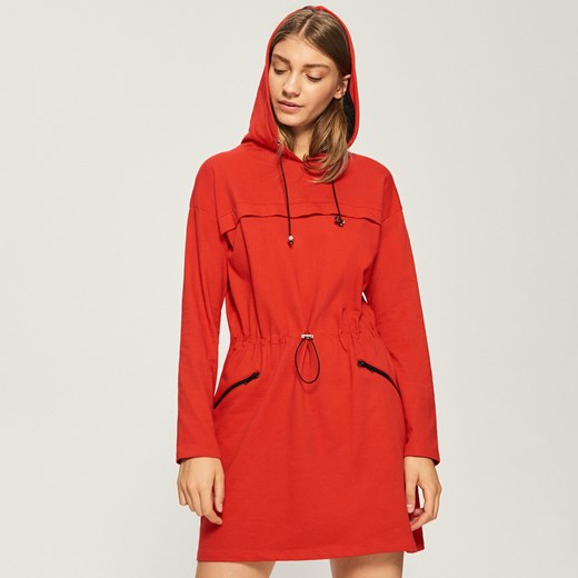 Sinsay - Czerwona sukienka z kapturem - Czerwony  Sinsay XL 