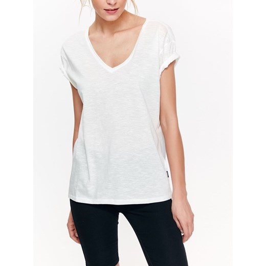 T-SHIRT DAMSKI Z BAWEŁNY ORGANICZNEJ W DEKOLT W SEREK Top Secret 34 promocja