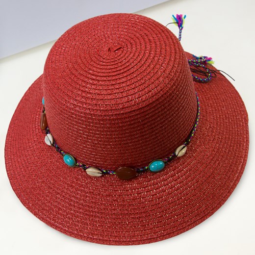 czerwony kapelusz plażowy z muszelkami Allora   